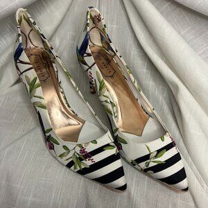 Ted Baker NWT Hallden Satin Hummingbird Pumps  Size 40 US Size 10